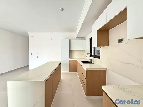 apartamentos - Vendo apartamento en Evaristo Morales de 2 habitaciones  5