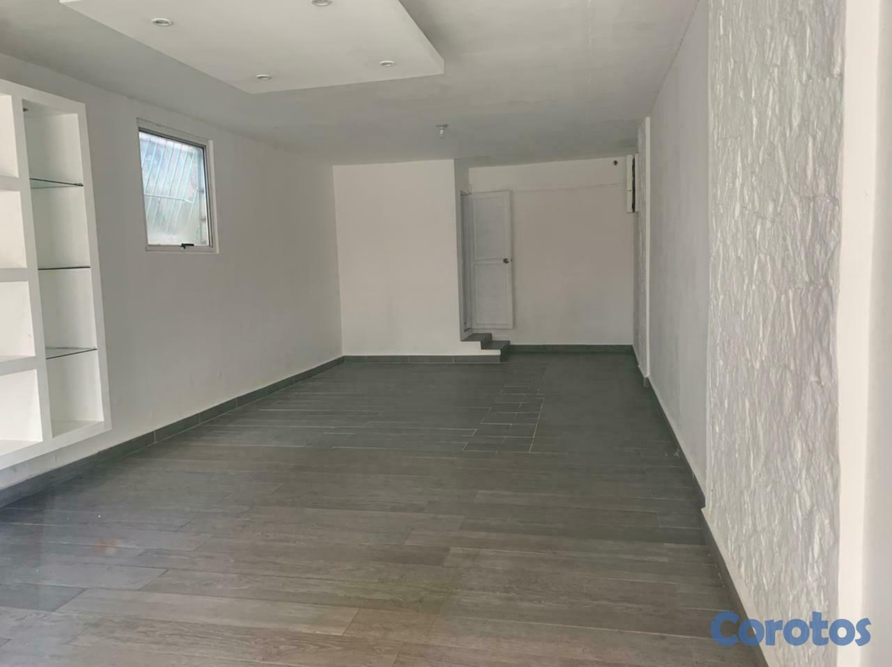 oficinas y locales comerciales - Local en alquiler en Bella vista  3