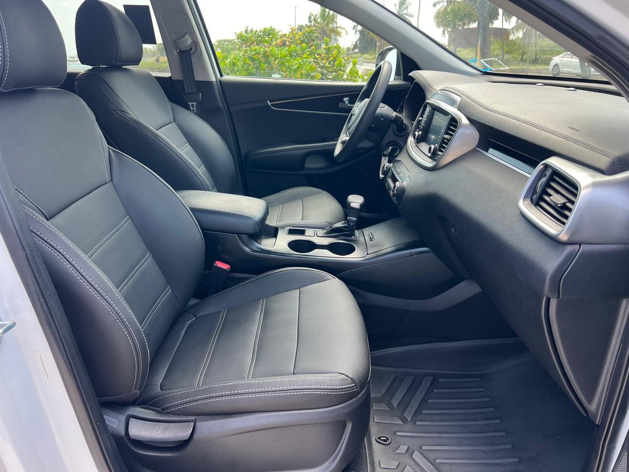 jeepetas y camionetas - Kia sorento LX 2019 clean carfax  4