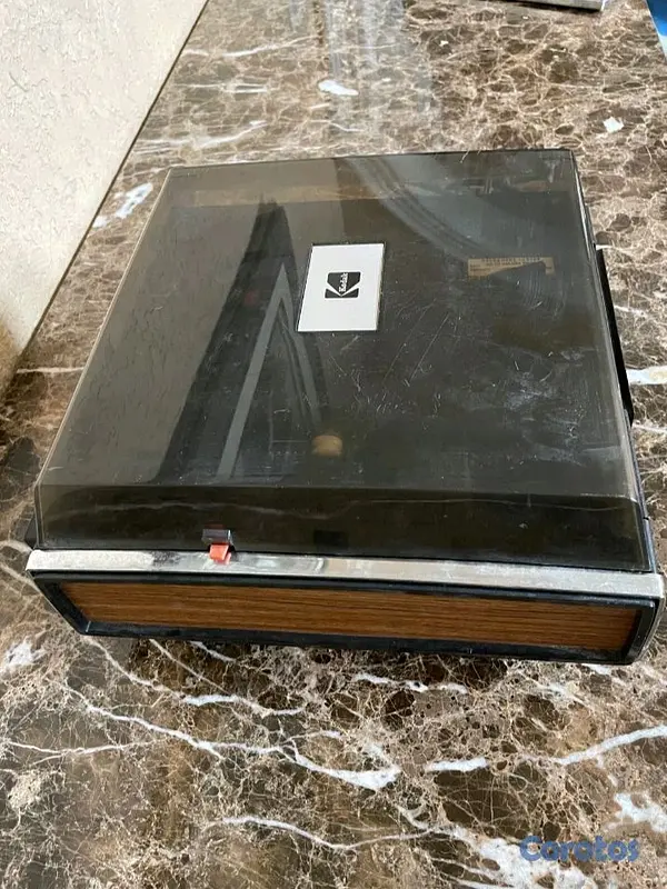 camaras y audio - venta de cámara super 8 de 1979 con cartuchos y proyector Kodak 2