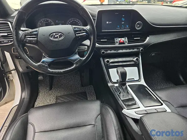 carros - HYUNDAI GRANDEUR 2018 BLANCO 8