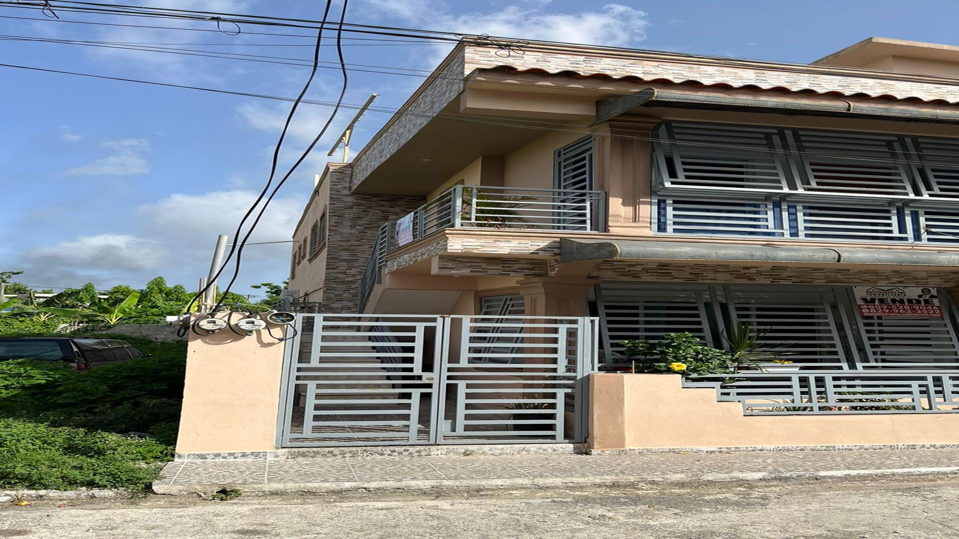 casas - SE VENDE EDIFICIO CON CASA PRIMER PISO Y 2 APTOS SEGUNDO PISO 4