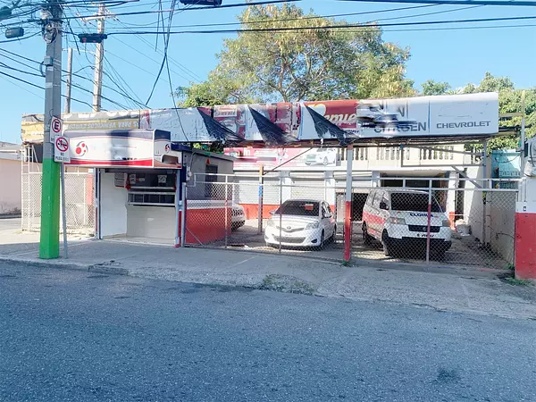 oficinas y locales comerciales - Local esquinero en venta 572m 2