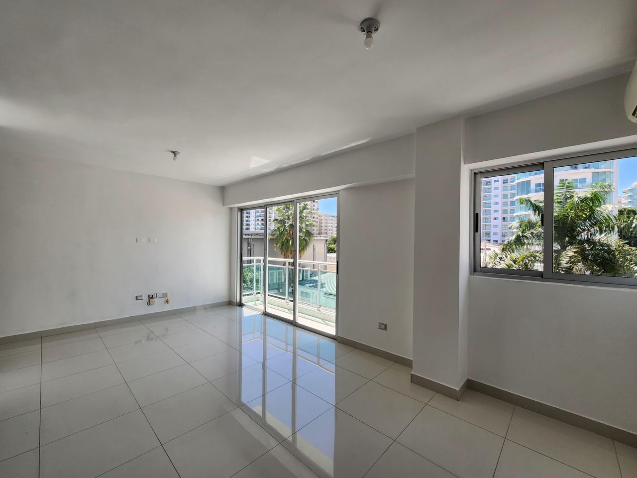 apartamentos - Apartamento en Alquiler en Piantini 8