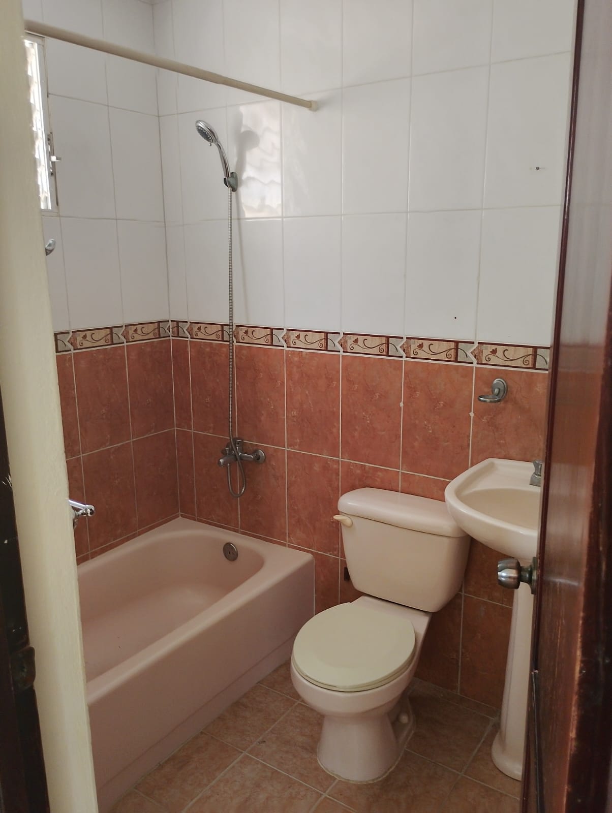 casas - Casa en alquiler en Pontezuela, Santiago 18