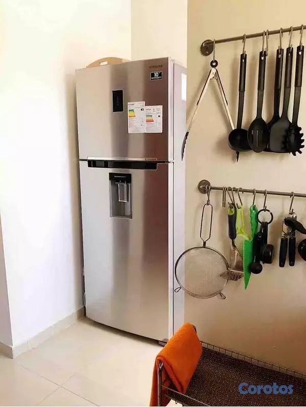 apartamentos - Alquilo apartamento amueblado en un 2do Piso
Ensanche Isabelita, proximo Av.E. 7