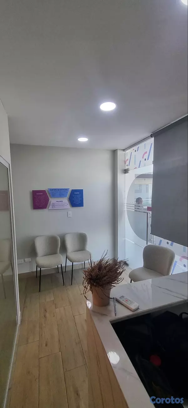 oficinas y locales comerciales - Local en Alquiler 8