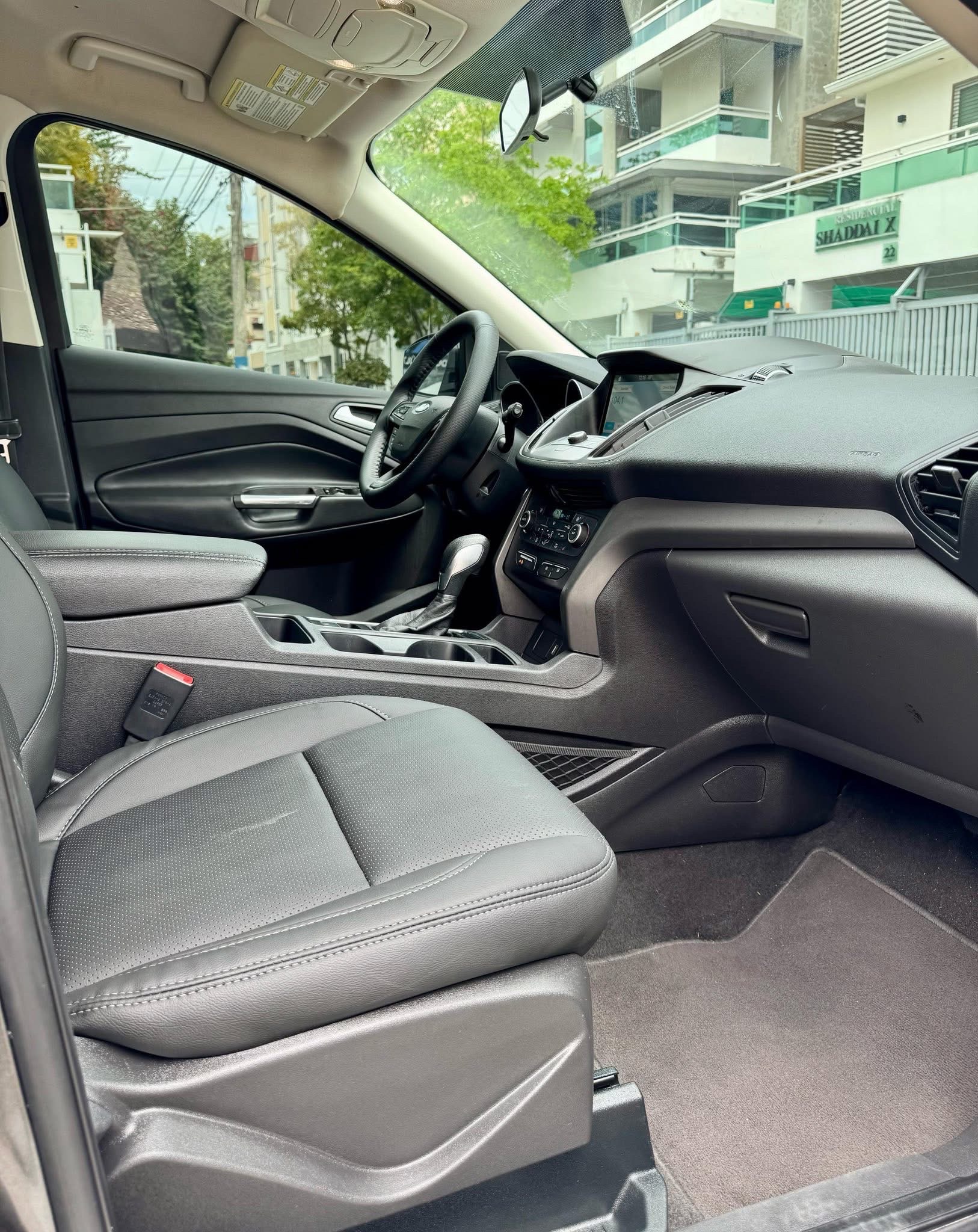 jeepetas y camionetas - Ford Escape SE 2019 9