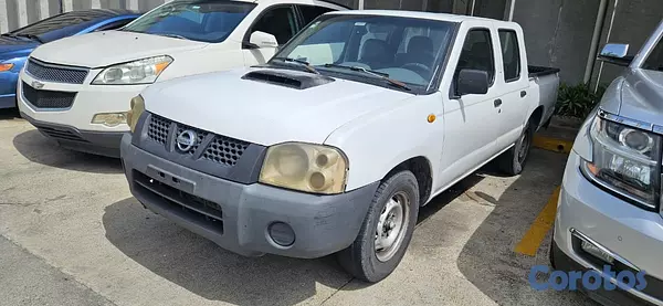 jeepetas y camionetas - Nissan Frontier 2011 8