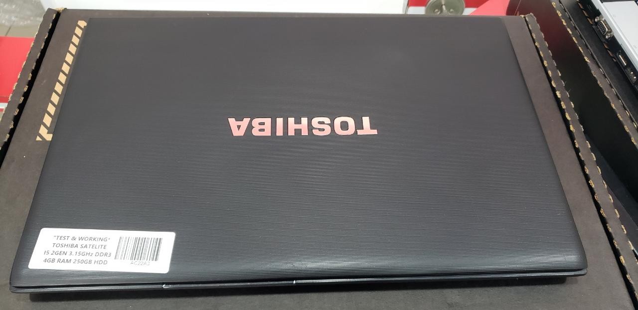 computadoras y laptops - Laptops varias. Toshiba, Dell, Fujitsu 2