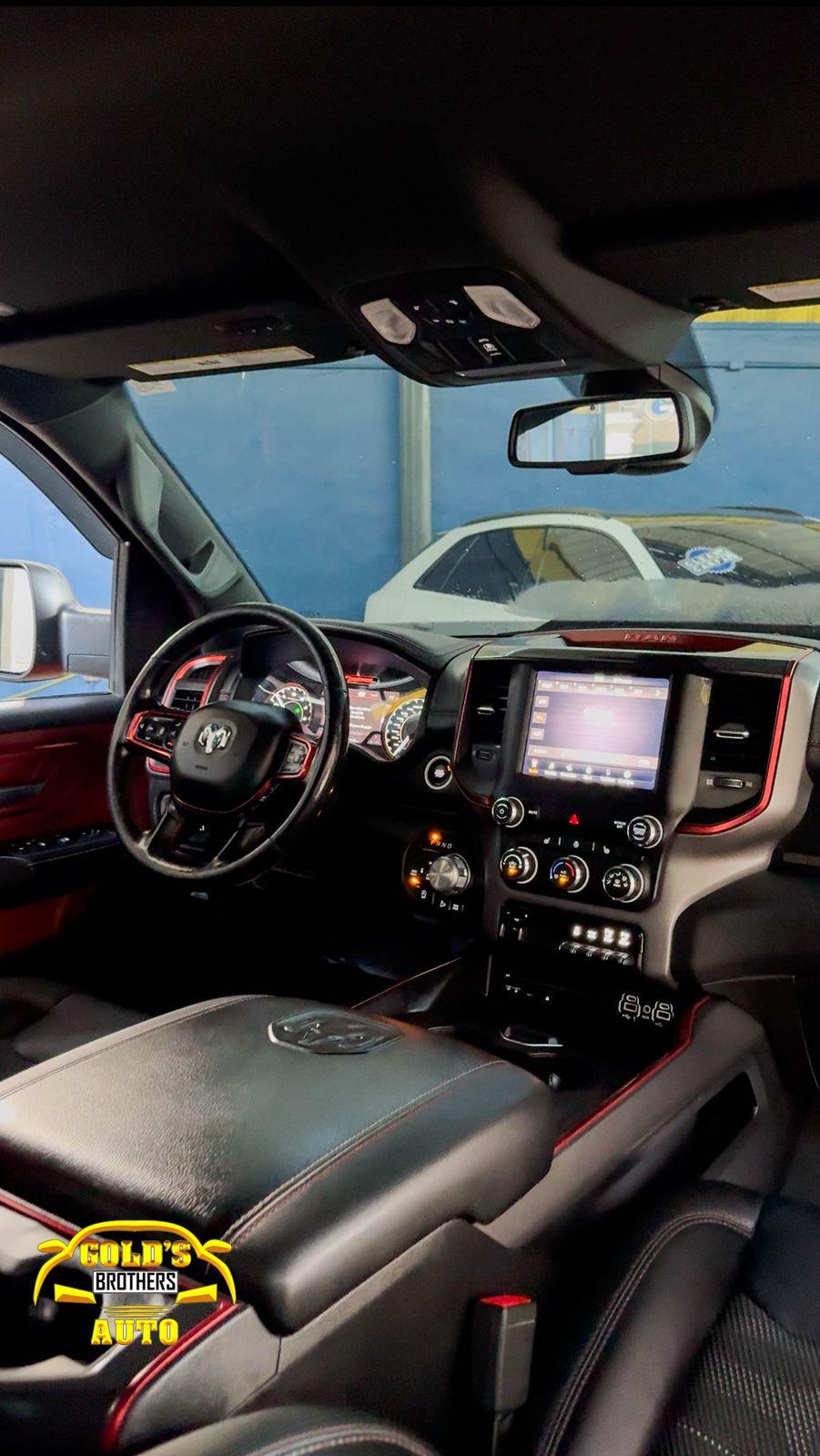 jeepetas y camionetas - Ram 1500 Rebel 2019 Clean Carfax 7