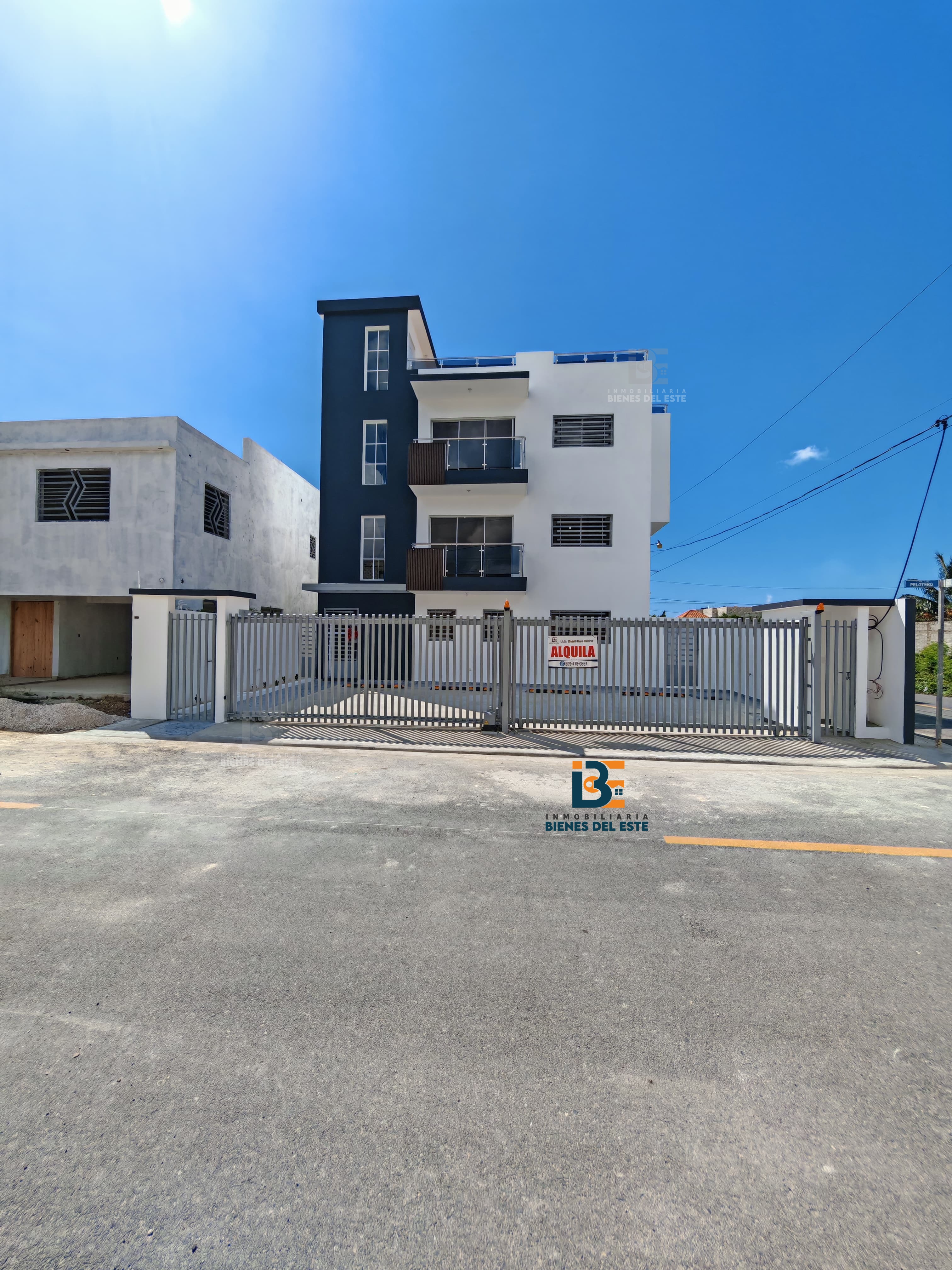 apartamentos - SE RENTA NUEVO Apartamento Amplio, SPM. 0