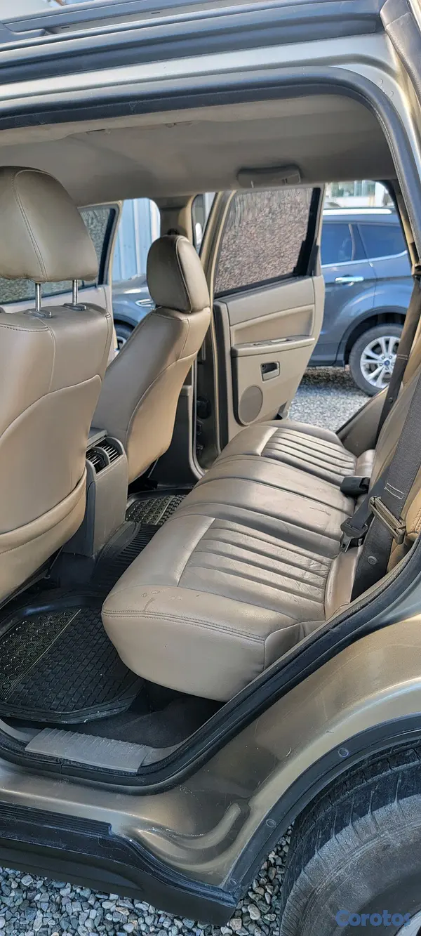 jeepetas y camionetas - JEEP GRAND CHEROKEE LAREDO 2006 6