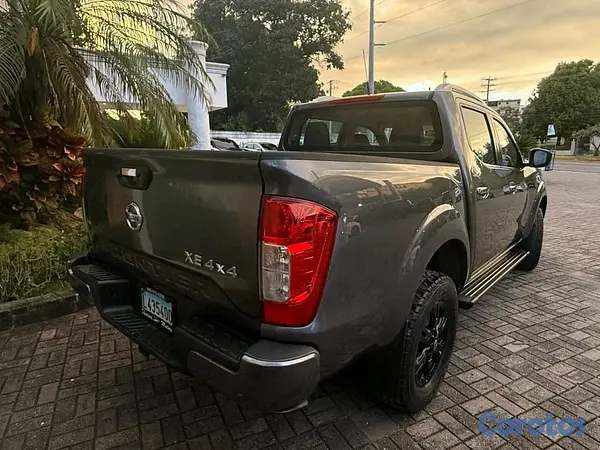 jeepetas y camionetas - Nissan frontier xe 2022 4