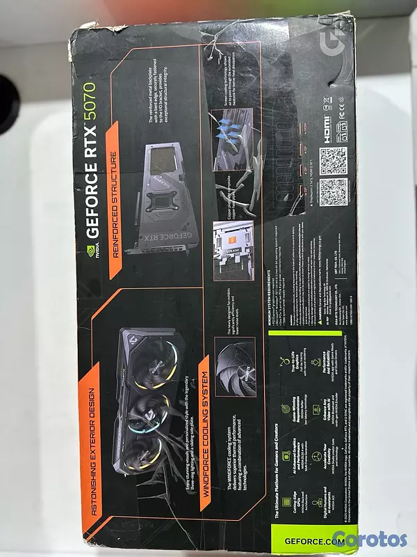 computadoras y laptops - GIGABYTE GeForce RTX 5070 Gaming OC 12G
 3