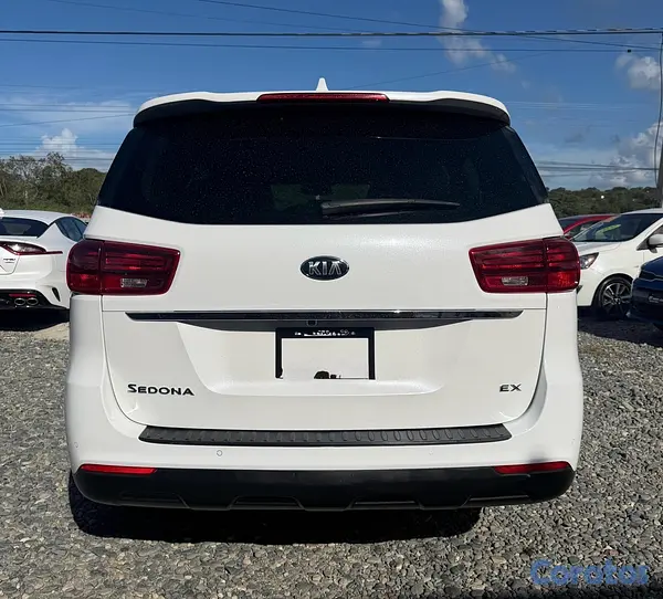 jeepetas y camionetas - Kia Sedona EX 2021
 6