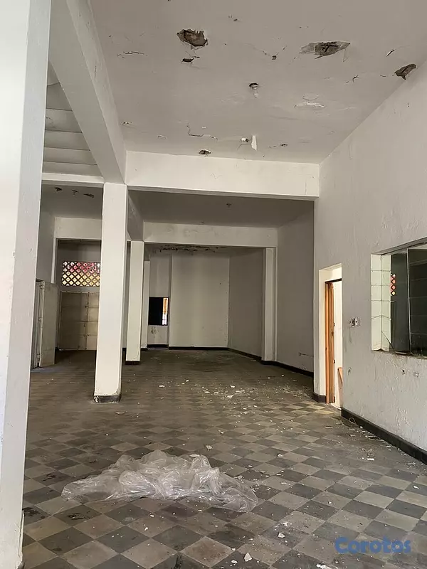 oficinas y locales comerciales - Venta, Local comercial de 428m2 ubicado en la Zona Colonial, Santo Domingo 2
