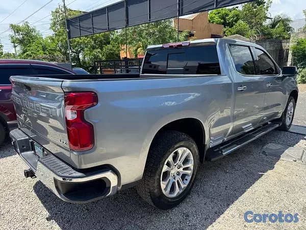 jeepetas y camionetas - Chevrolet silverado 2024 Z71 Duramax  3