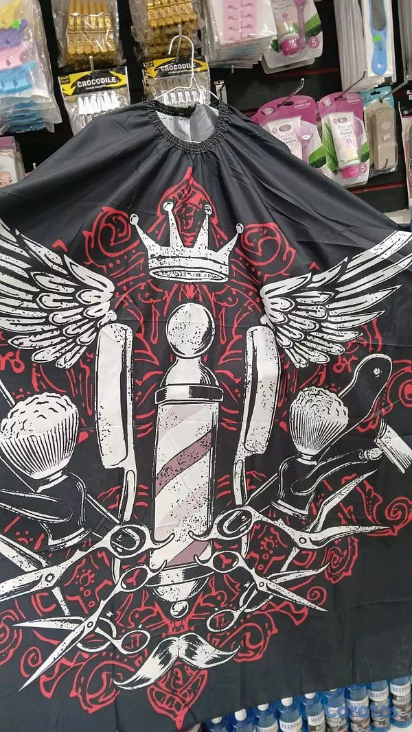 equipos profesionales - Capas para barbería profesional disponibles 💈 11