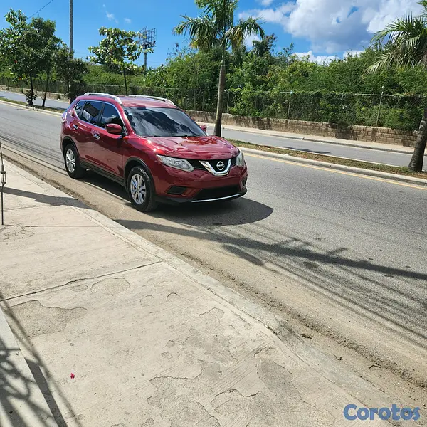 jeepetas y camionetas - Oferta Nissan Rogue Roja 6