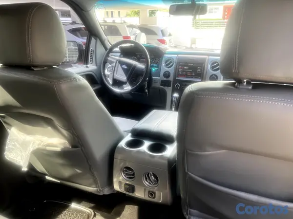 jeepetas y camionetas - Ford F150 Lariat 4WD 2014 5