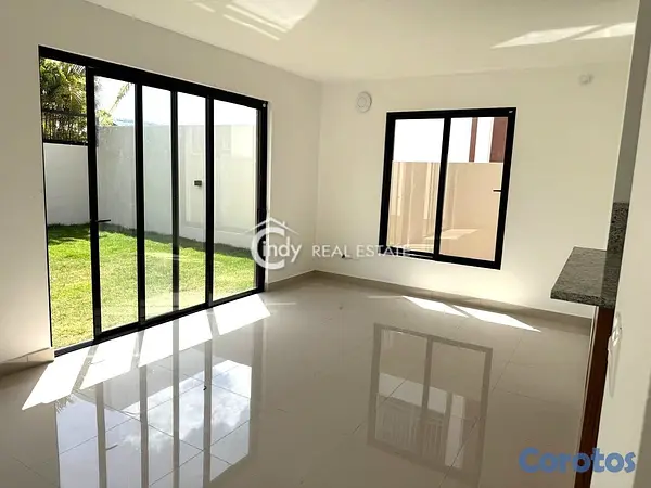 casas - Casa Moderna en Venta | 2 Niveles | Santiago RD 2