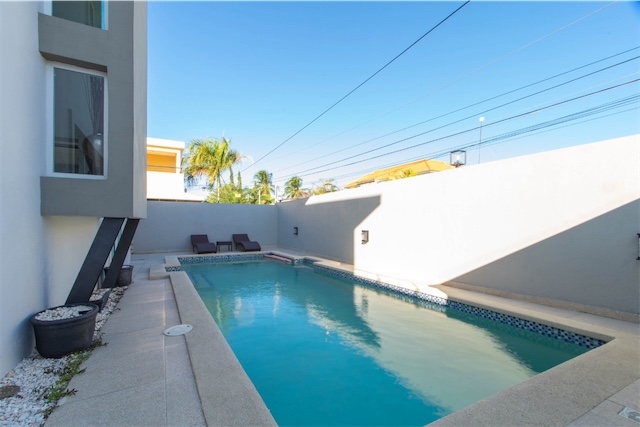 casas - Casa con piscina en Venta en Proyecto cerrado. 4