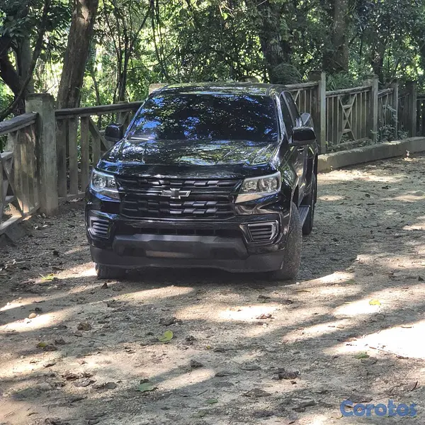 jeepetas y camionetas - VENDO CHEVROLET COLORADO LT 10