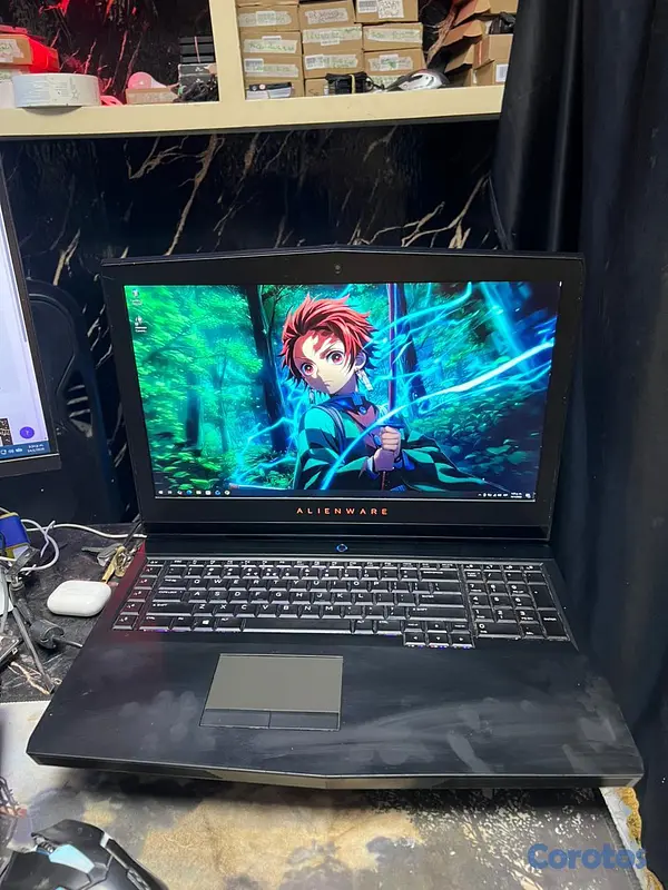 computadoras y laptops - Alienware 17 R4 /i7-7700HQ@2,80ghz/Nvidia 1060 6GB 3