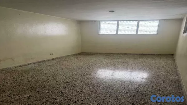 apartamentos - En Venta propiedad en la Zona Colonial con 3 Apartamentos 6