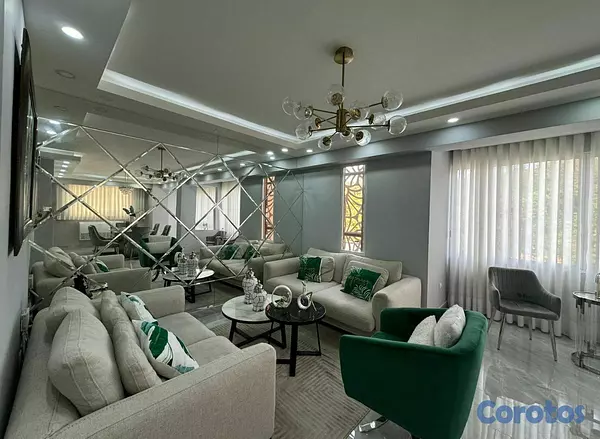 apartamentos - Disponible 3er nivel en Jardines del Sur 5