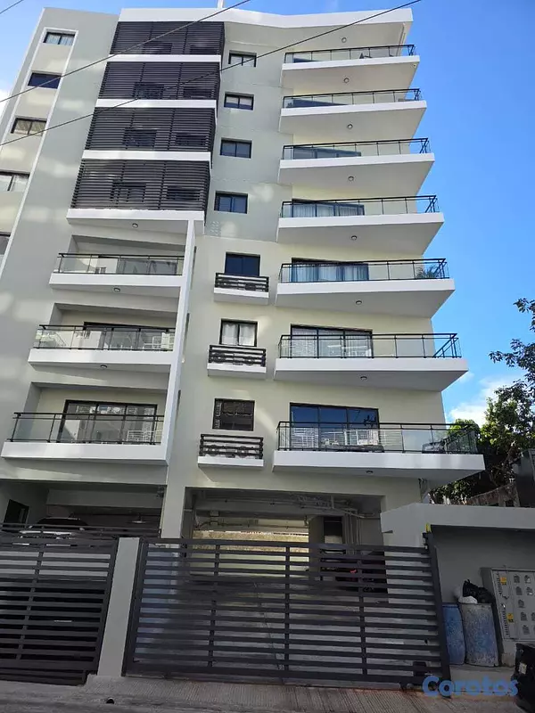 apartamentos - Vendo Oportunidad en Urb. Real, Apto. con 2 Terrazas, 2 hab+S, 2 Parqueo techado 10