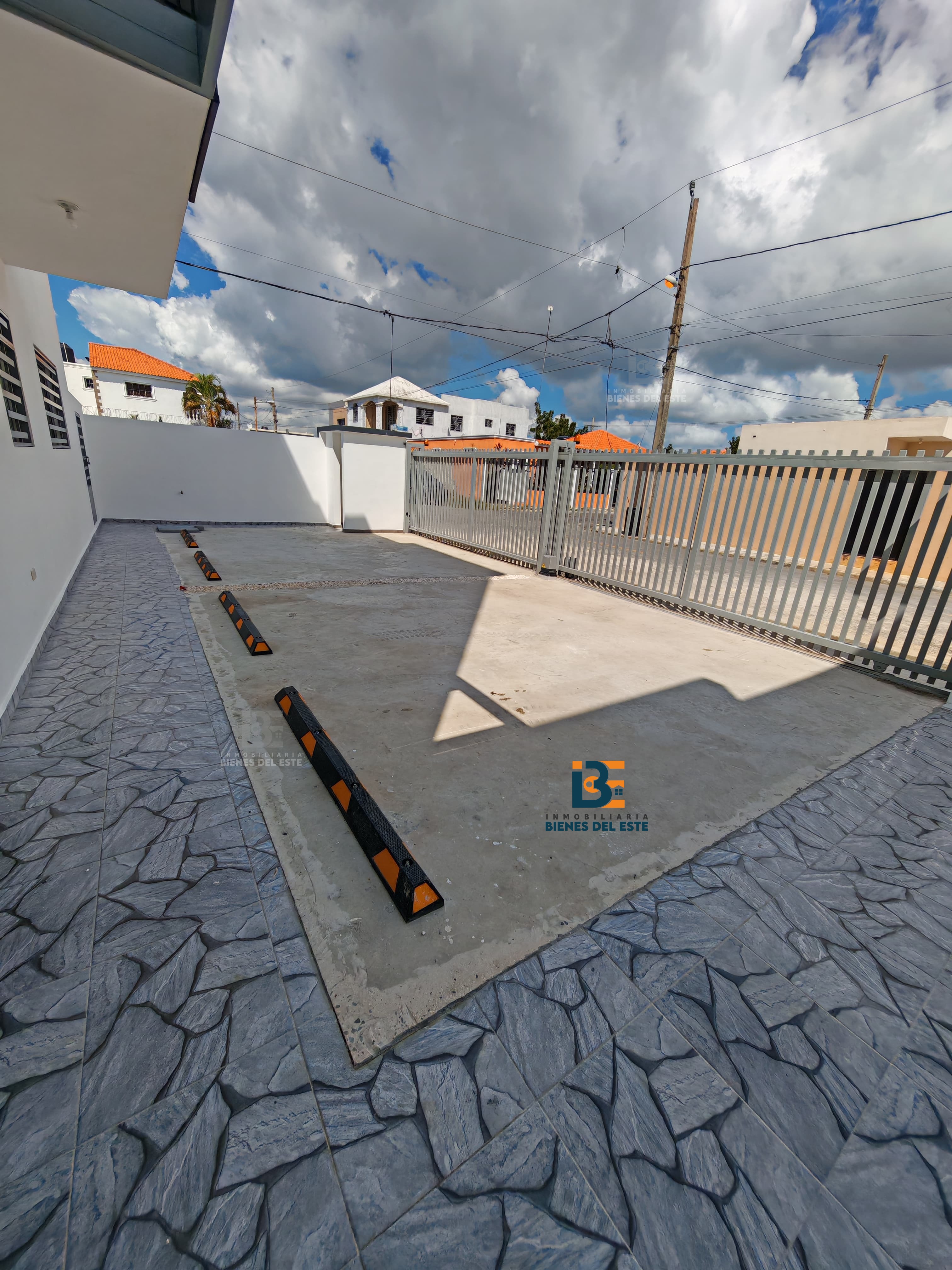 apartamentos - SE RENTA NUEVO Apartamento Amplio, SPM. 1
