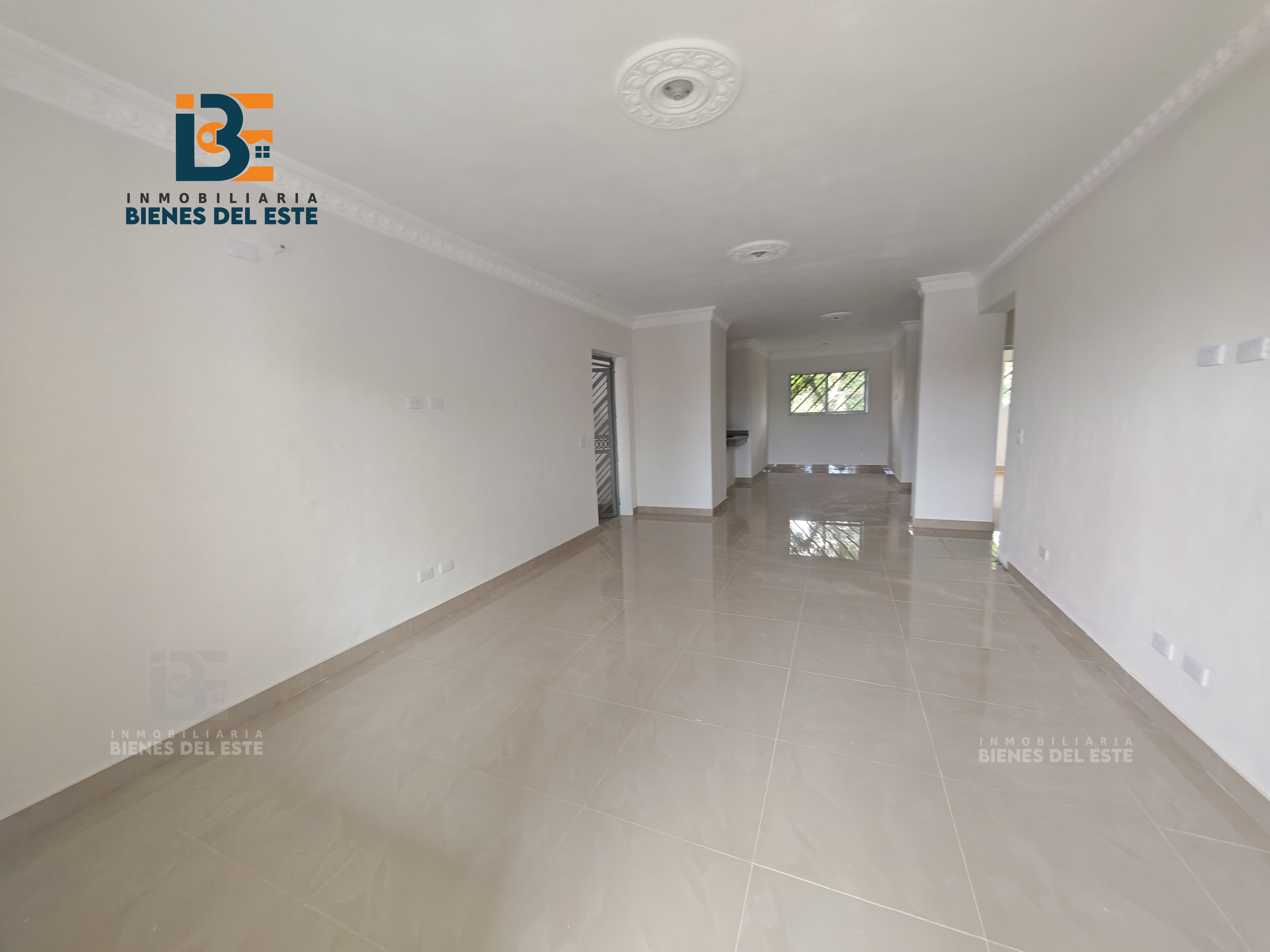 apartamentos - Se Alquilan Apartamentos de Tres habitaciones  2