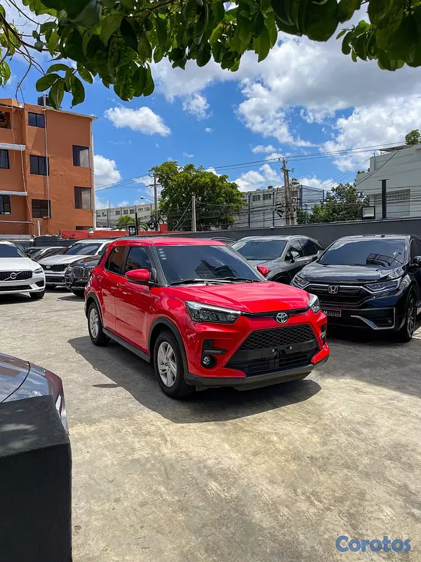 jeepetas y camionetas - Toyota Raize FULL 2023 2