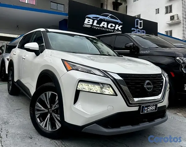 jeepetas y camionetas - Nissan Rogue SV 2023 2