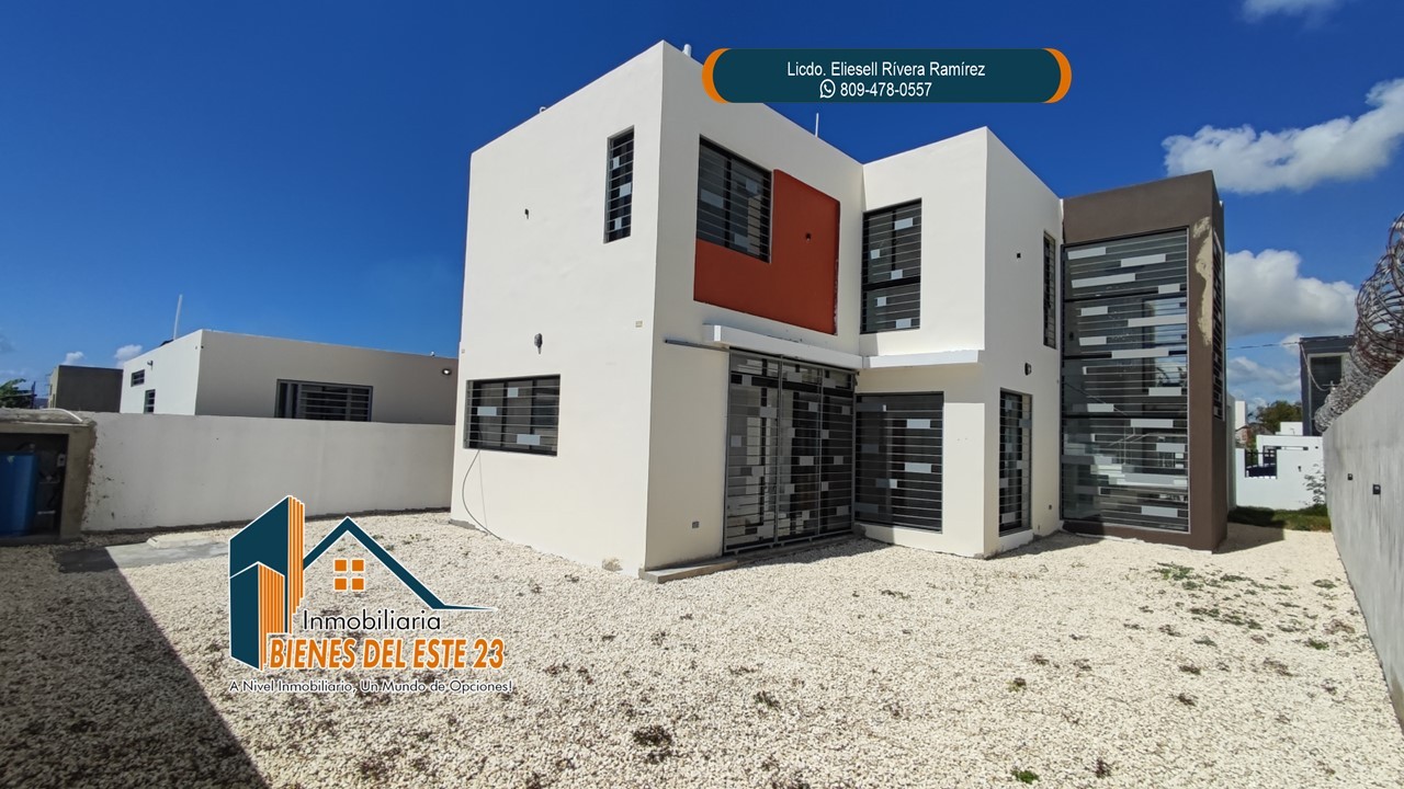 casas - En Venta Casa con Terminación de Alta Calidad Muy Espaciosa  y Moderna  2