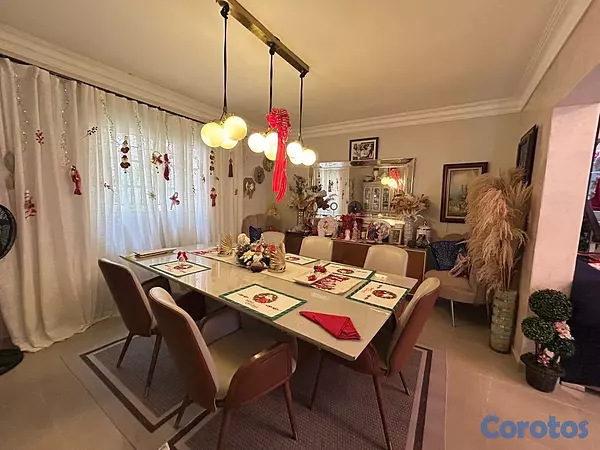 casas - vendo casa los Ríos de dos muebles 5 habitaciones 4 de ellas con baño 3 parqueos 7