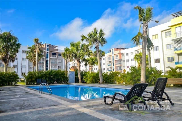 apartamentos - Vendo primer nivel remodelado en palma real 9