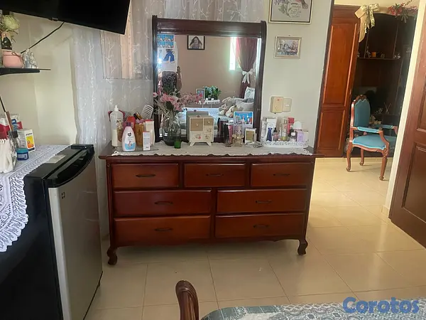 muebles y colchones - Venta de Juego de Aposento en Caoba 2