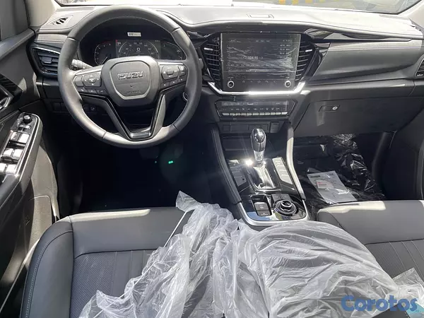 jeepetas y camionetas - Isuzu Mux 2027 7