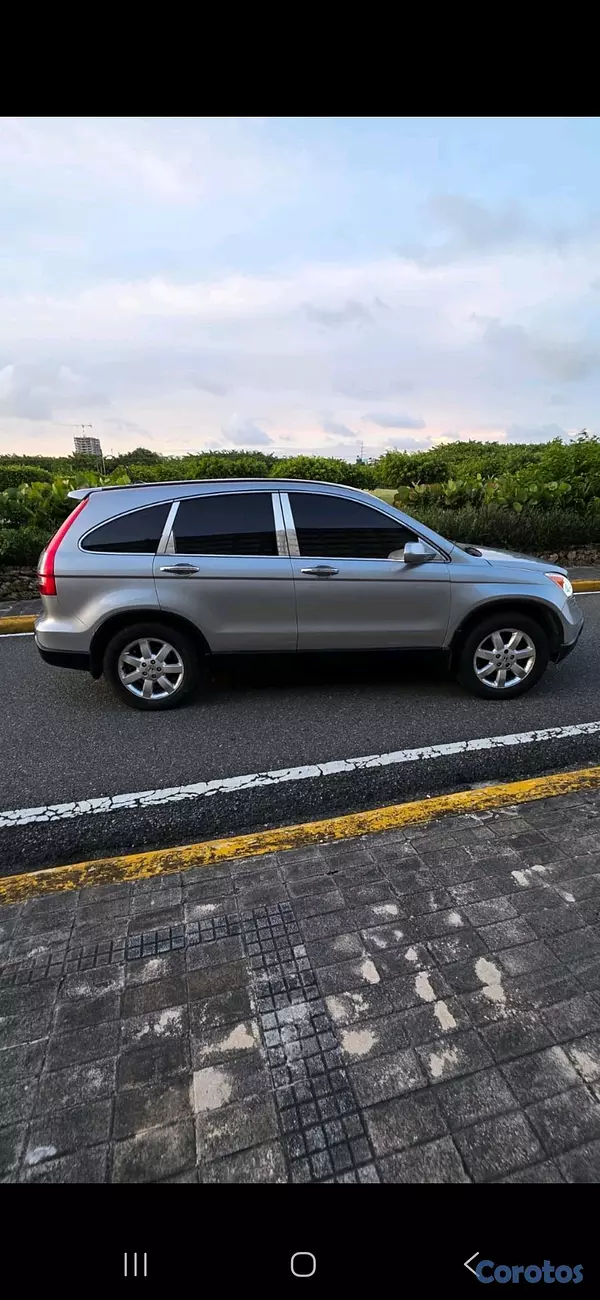 jeepetas y camionetas - Honda Crv gris 2007 5