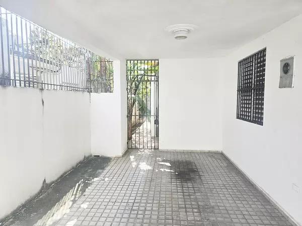 casas - Casa en Venta céntrica y comercial  8