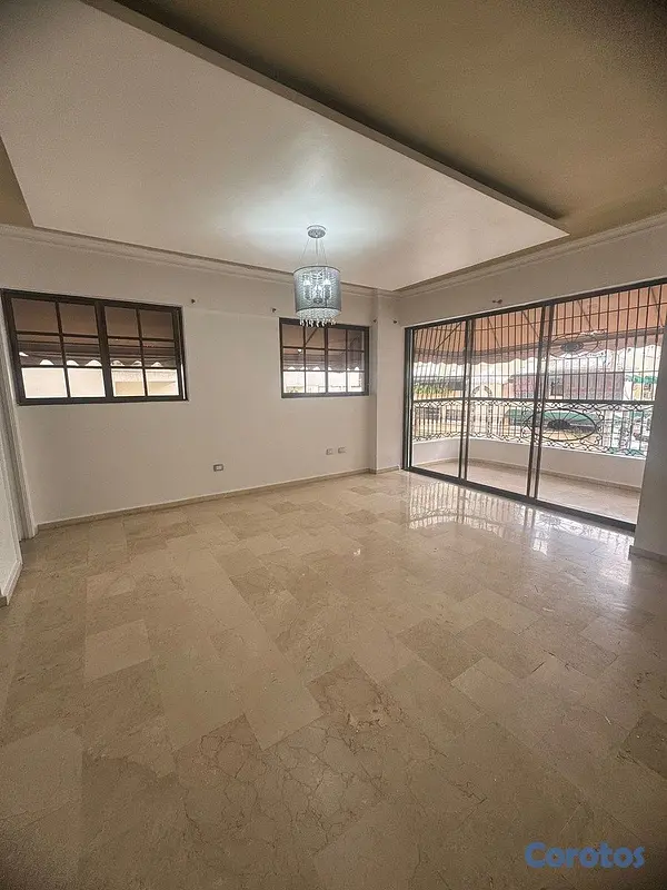 apartamentos - Alquilo apartamento vacío clásico en Bella Vista 4