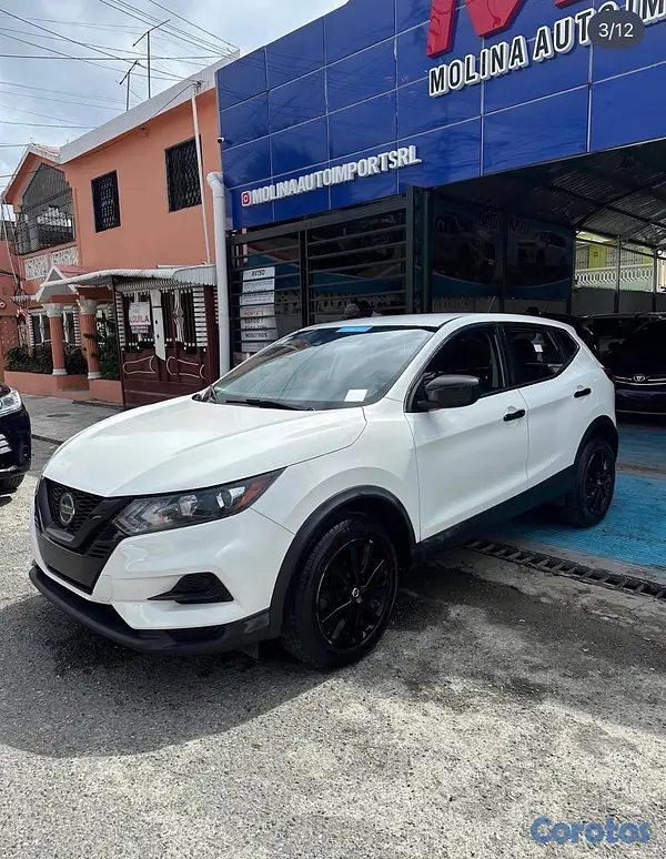 jeepetas y camionetas - Nissan Rogue Sport 2021 3
