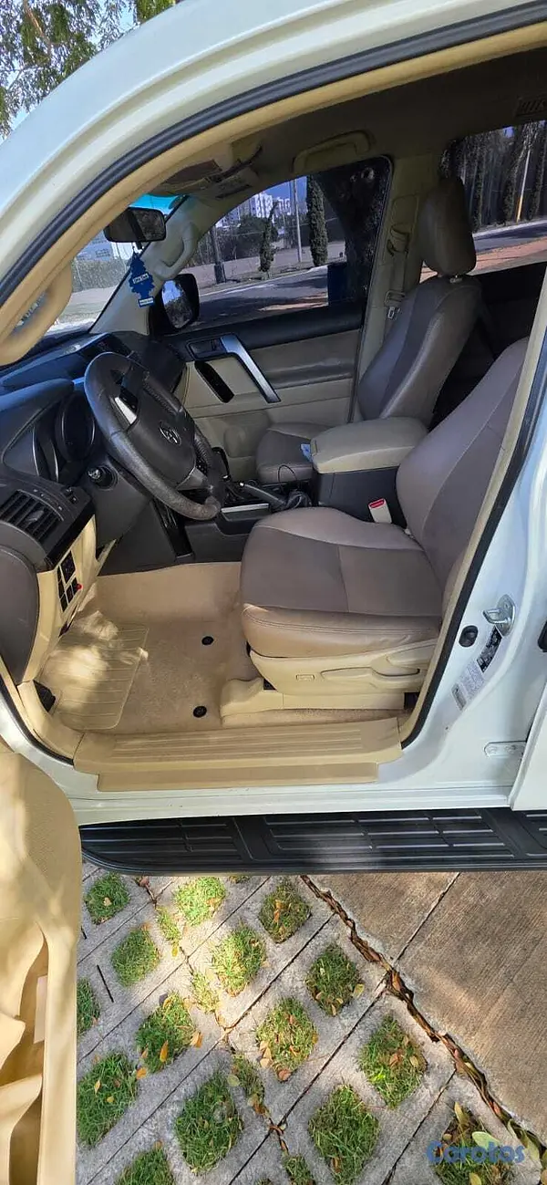 jeepetas y camionetas - Toyota land cruicer prado txl 2014 3