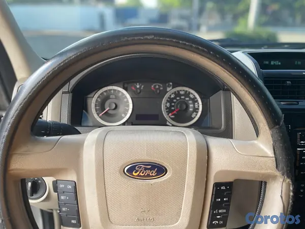 jeepetas y camionetas - Ford Escape XLT 2012 2.5L Automática 6