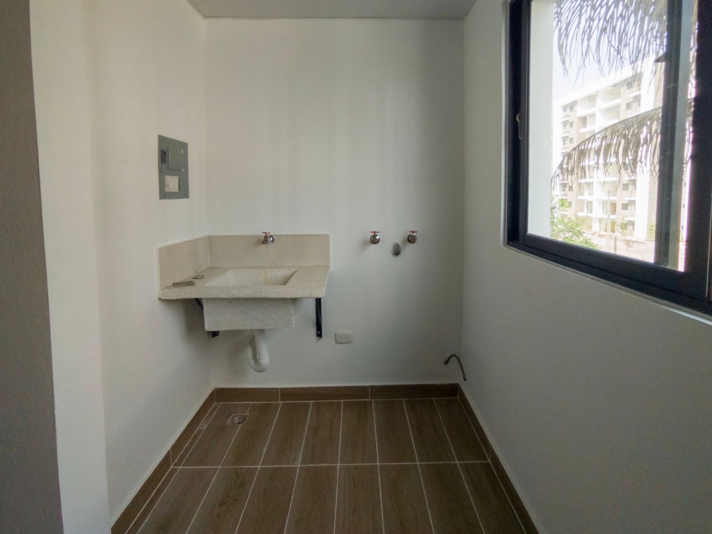 apartamentos - Excelente Apartamento 4to Nivel Proximo al HOMS  9