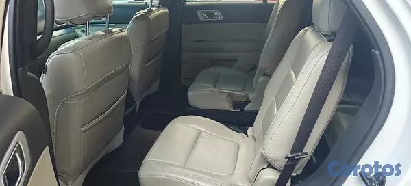 jeepetas y camionetas - Vendo Ford Explorer 2013 10