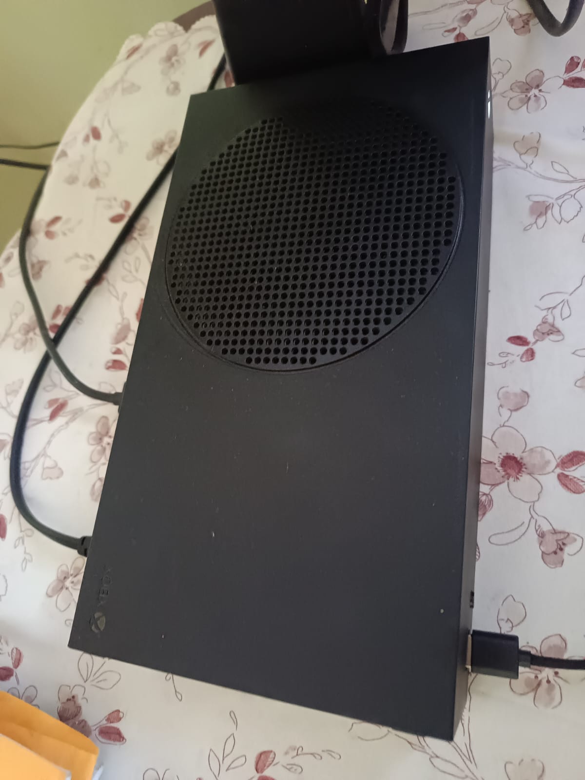 consolas y videojuegos - Xbox series s carbón black de un 1tb poco negociable  1
